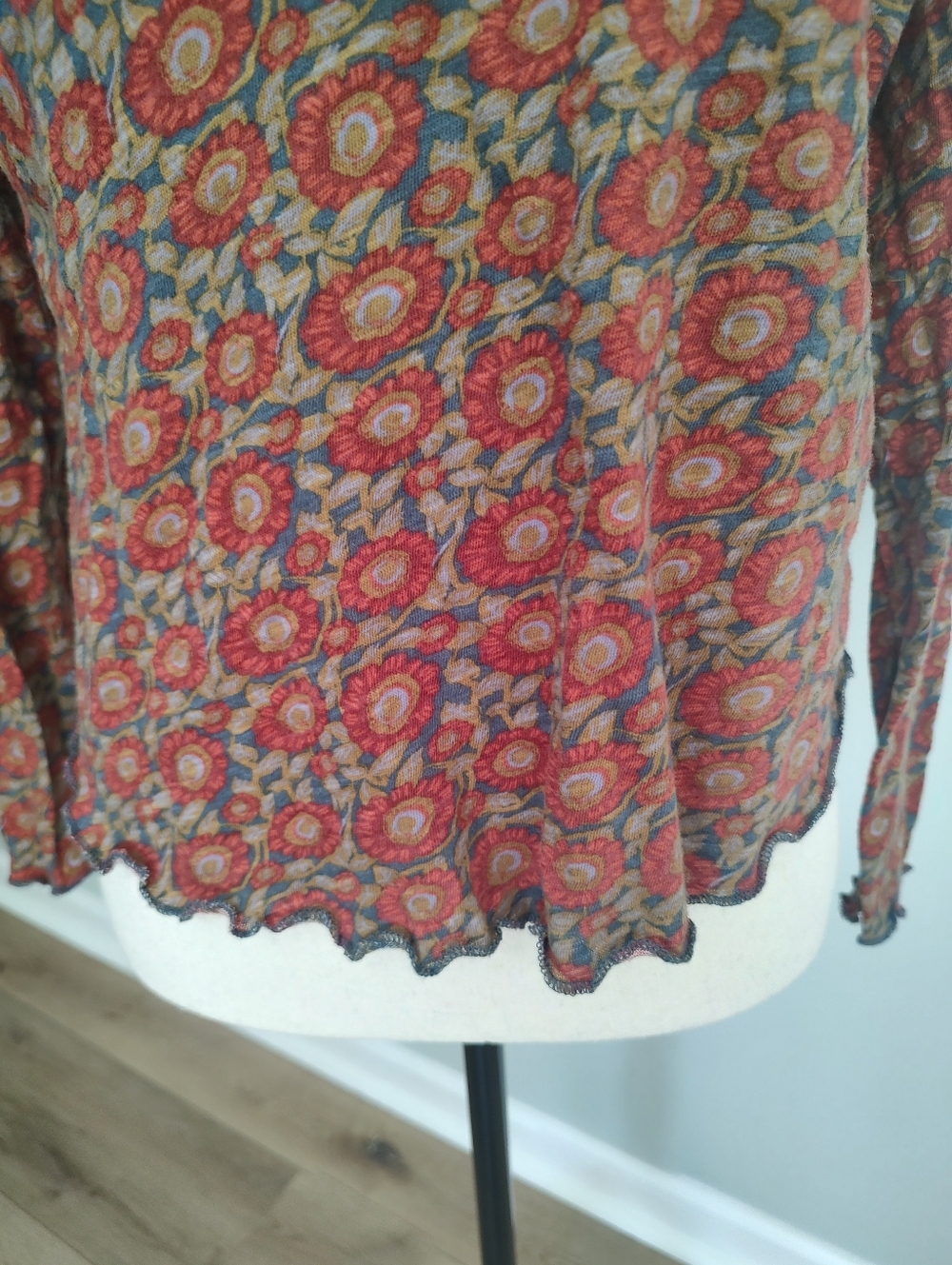 Natural Life Lily Floral Raglan Long Sleeve Cotton Top Cottage Boho M - Picture 9 of 9